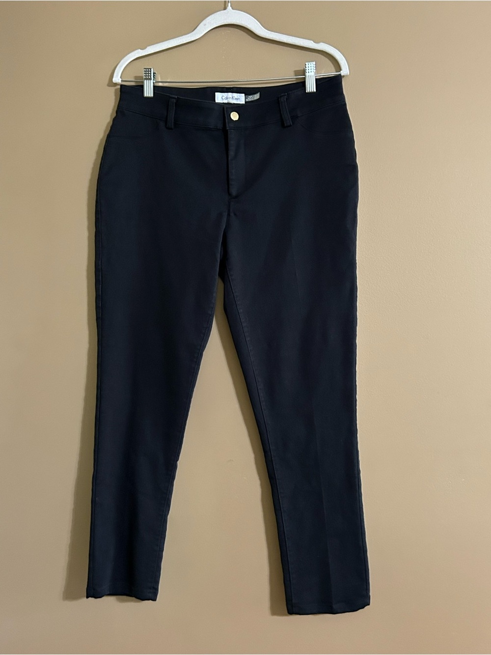 Calvin Klein Black Cropped Slim Ankle Pants